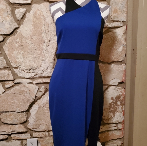 Dress - Picture 1 of 5